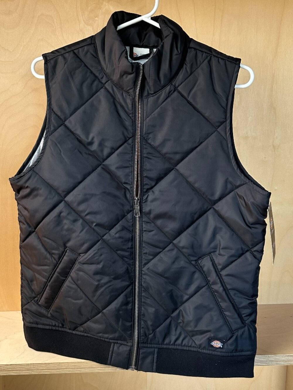 NWT Dickies Women's Quilted Vest, Black Sz Medium